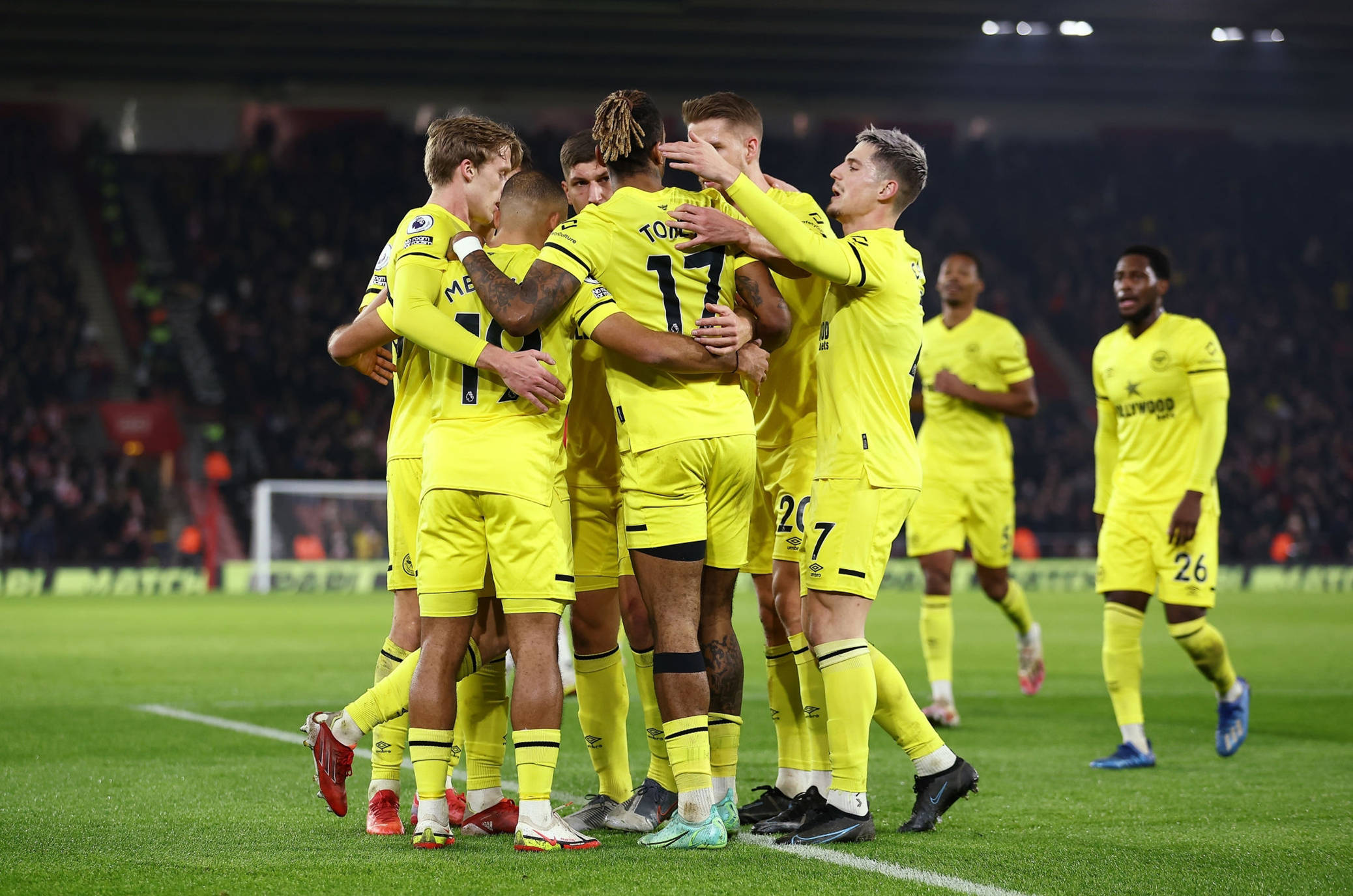 后防线和锋 后防线和锋